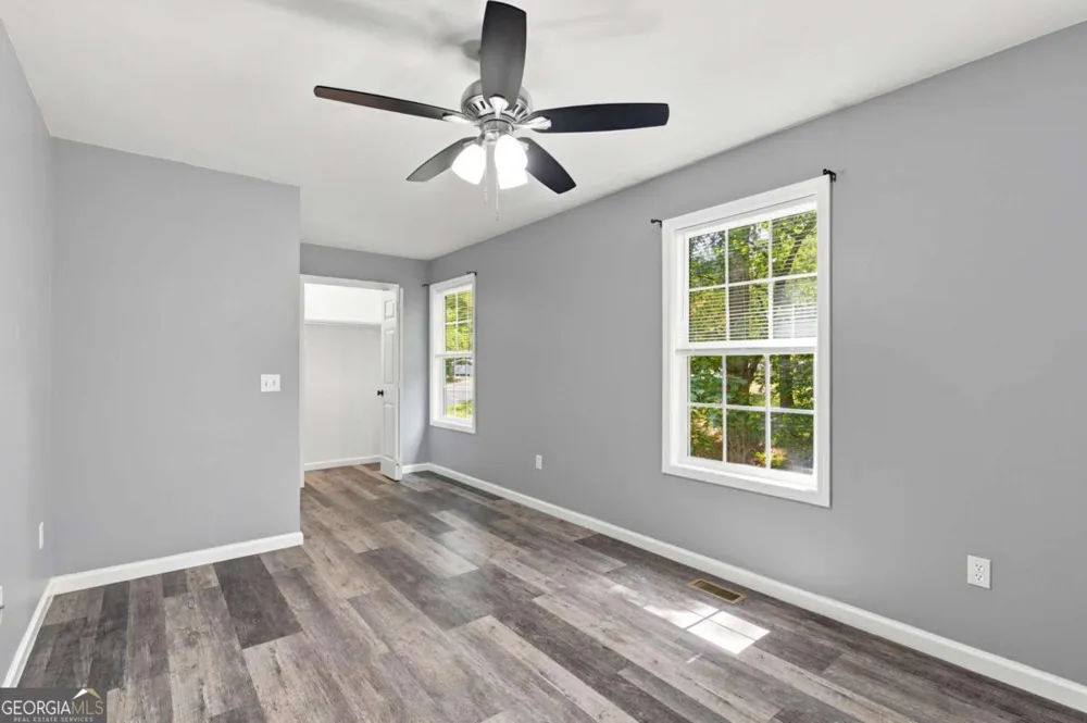 433 Elliots LN Dahlonega, GA 30533
