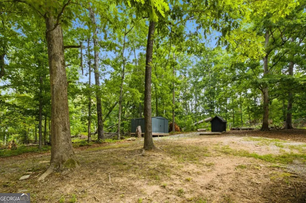 433 Elliots LN Dahlonega, GA 30533