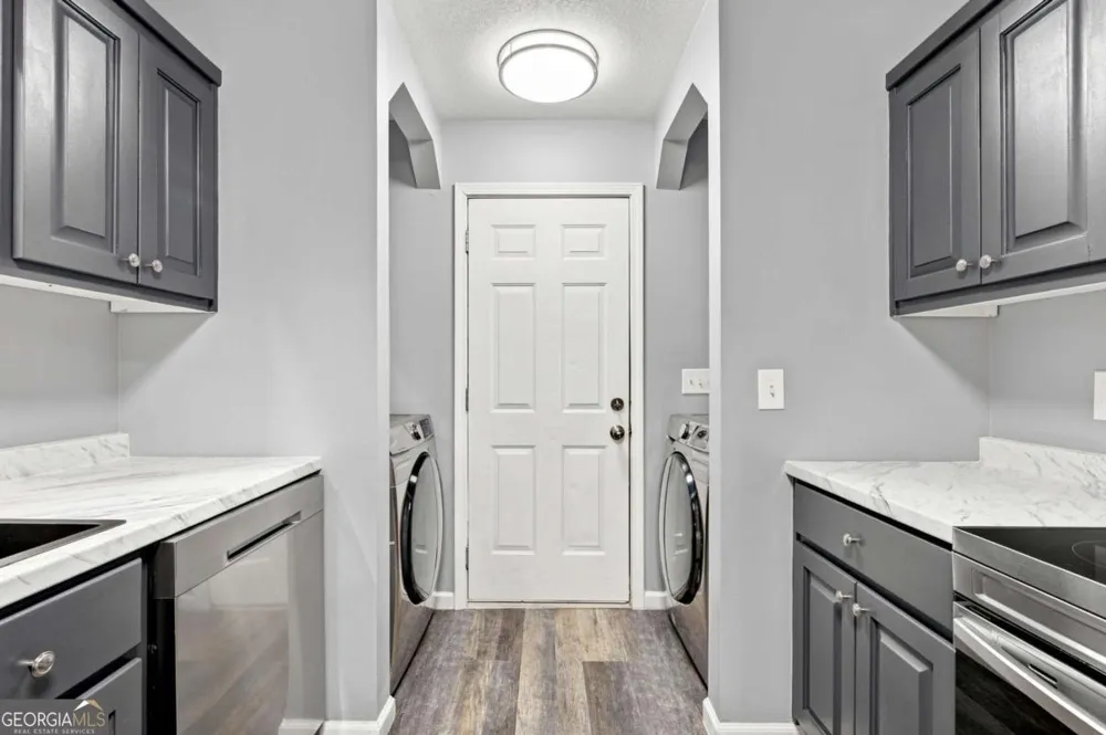 433 Elliots LN Dahlonega, GA 30533