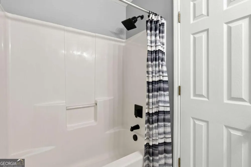 433 Elliots LN Dahlonega, GA 30533