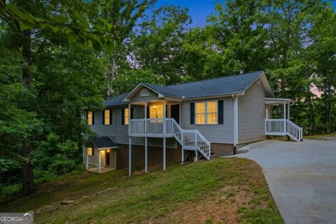 433 Elliots LN
