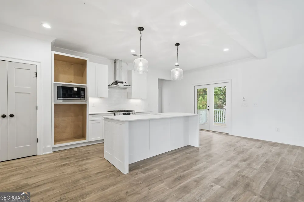 104 Bob White DR Calhoun, GA 30701