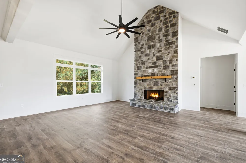 104 Bob White DR Calhoun, GA 30701