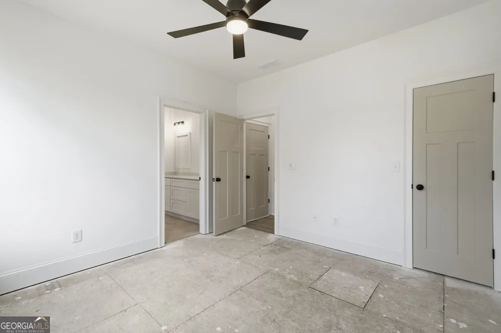 104 Bob White DR Calhoun, GA 30701