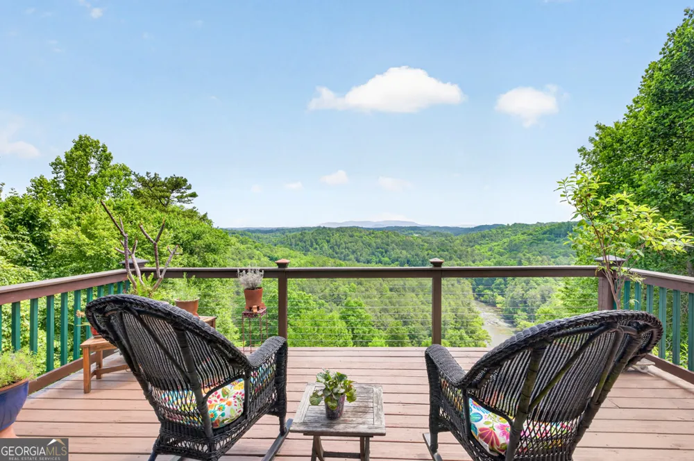 95 Scenic WAY Ellijay, GA 30540