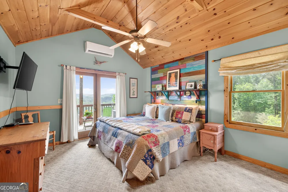 95 Scenic WAY Ellijay, GA 30540