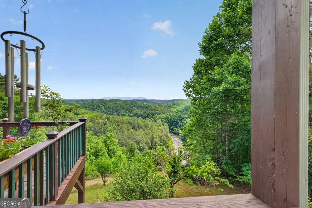 95 Scenic WAY Ellijay, GA 30540