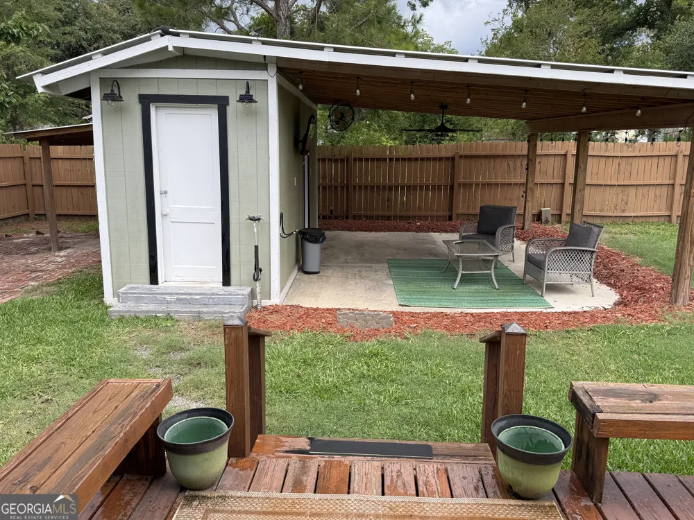 455 N Kennedy ST Metter, GA 30439