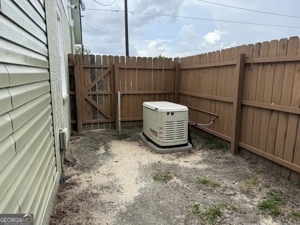 455 N Kennedy ST Metter, GA 30439