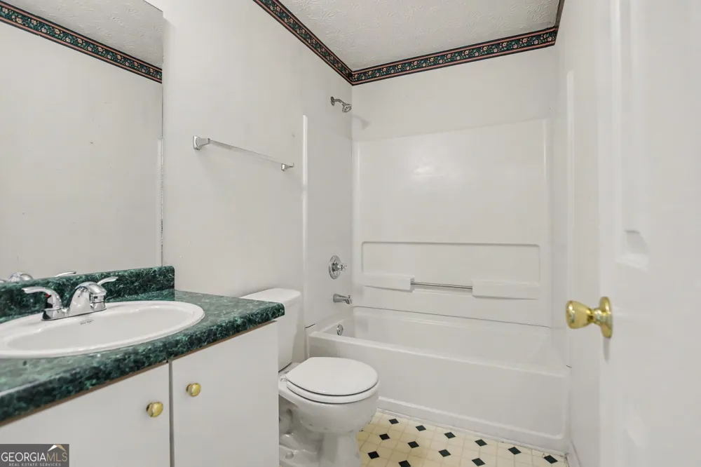 11050 Pebble Brook CT Hampton, GA 30228