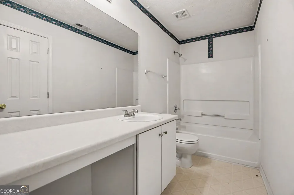 11050 Pebble Brook CT Hampton, GA 30228