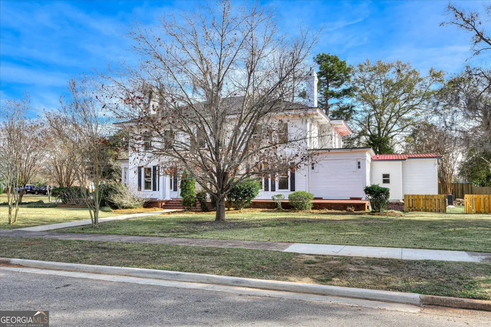 708 Mulberry ST Louisville, GA 30434