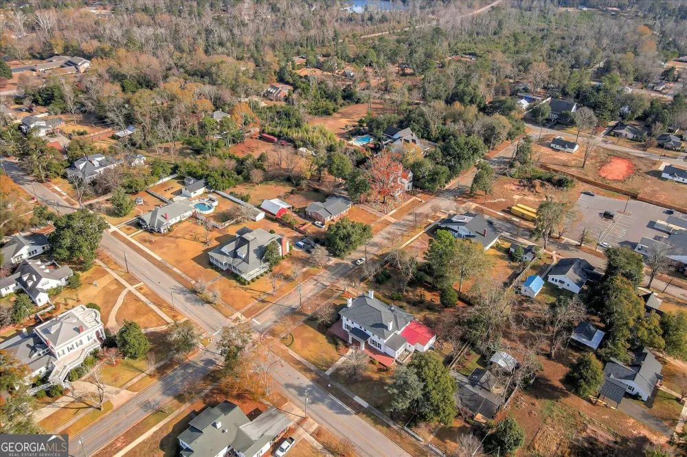 708 Mulberry ST Louisville, GA 30434