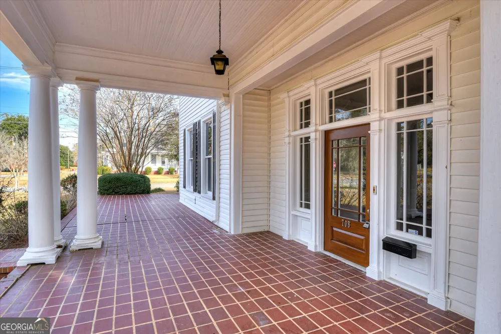 708 Mulberry ST Louisville, GA 30434