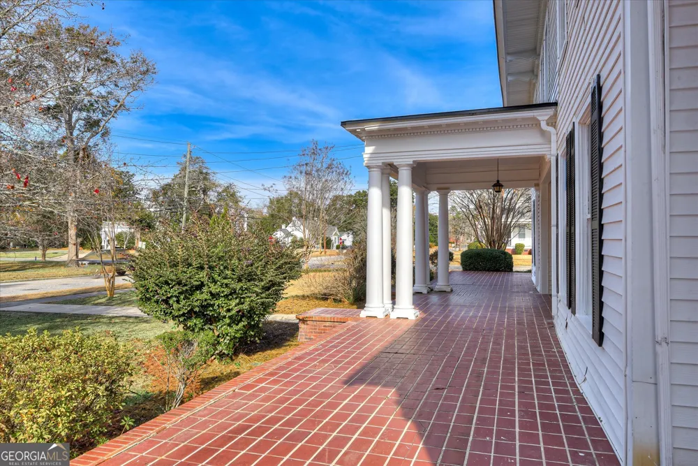 708 Mulberry ST Louisville, GA 30434