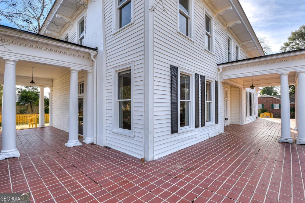 708 Mulberry ST Louisville, GA 30434