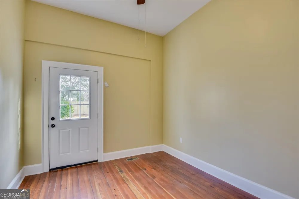 708 Mulberry ST Louisville, GA 30434