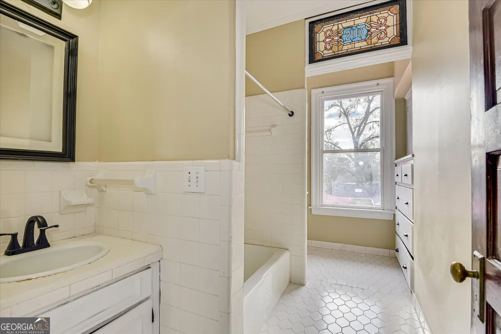 708 Mulberry ST Louisville, GA 30434