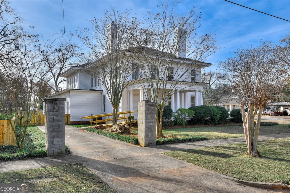 708 Mulberry ST Louisville, GA 30434