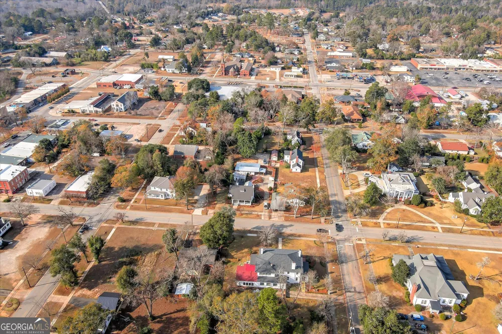 708 Mulberry ST Louisville, GA 30434