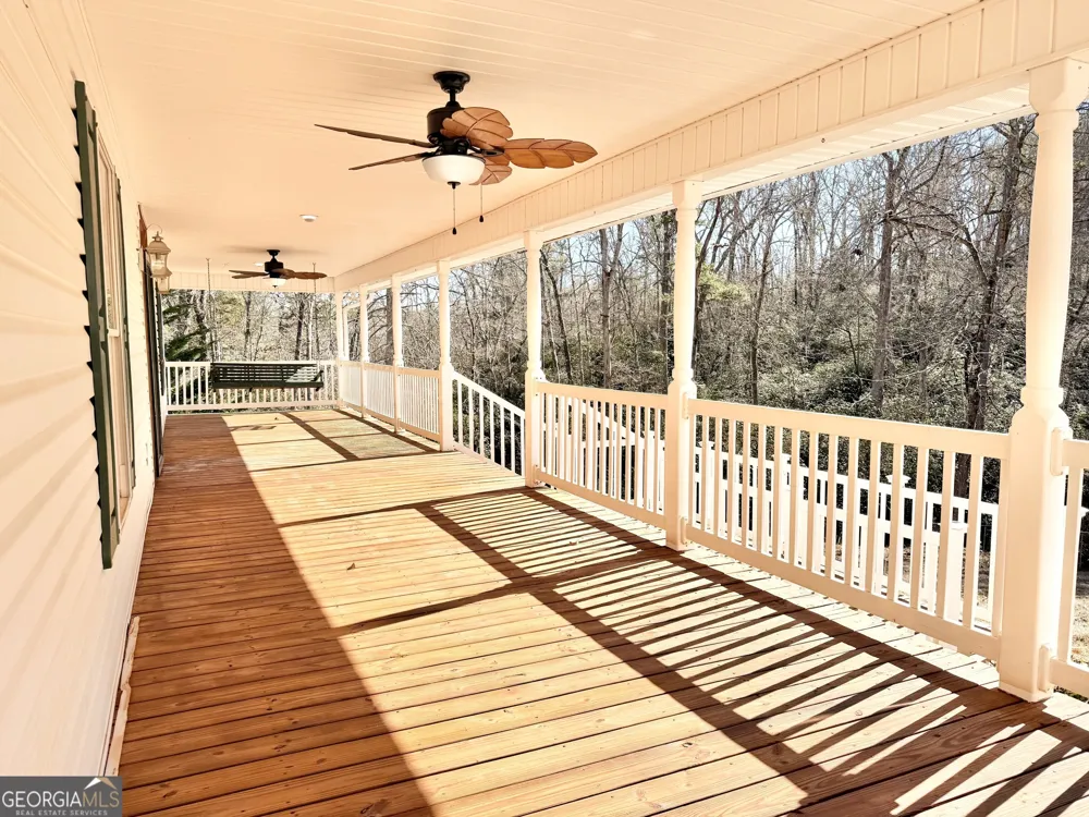 1857 Tugalo Village RD Clarkesville, GA 30523