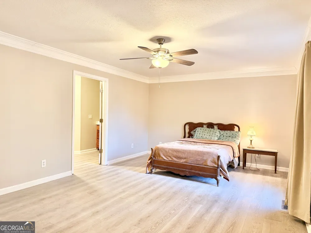 1857 Tugalo Village RD Clarkesville, GA 30523