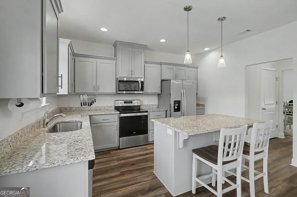 912 Meloney DR Hinesville, GA 31313