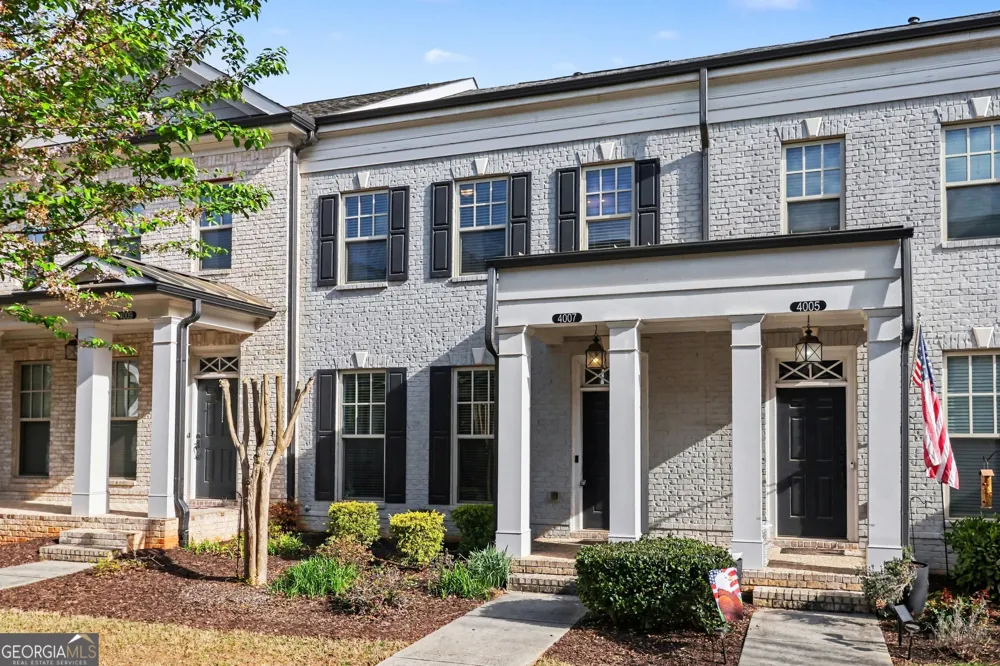 4007 Vickery GLN Roswell, GA 30075