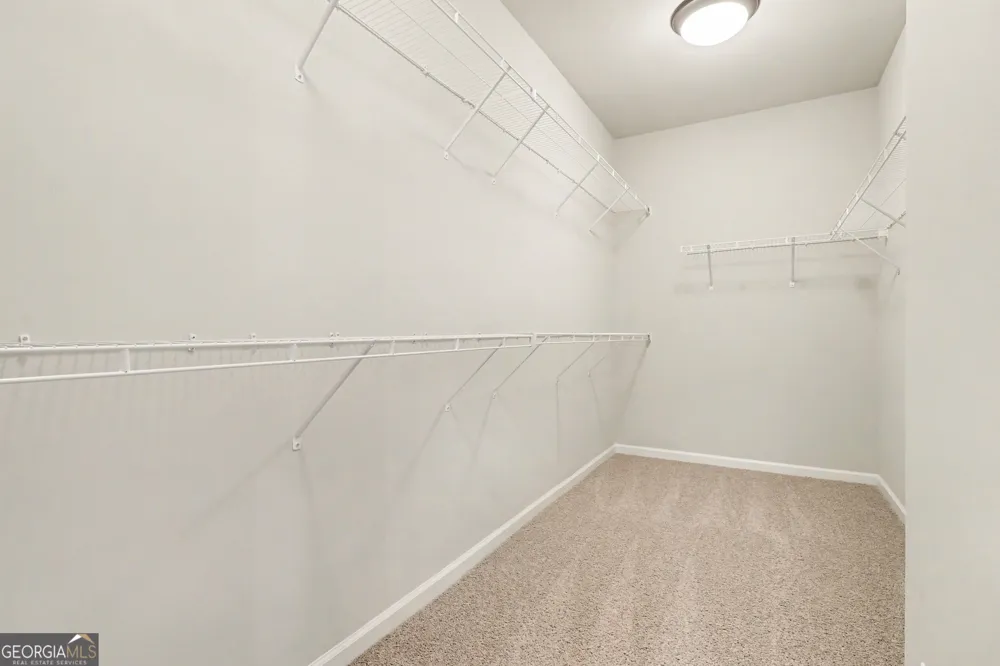 4007 Vickery GLN Roswell, GA 30075