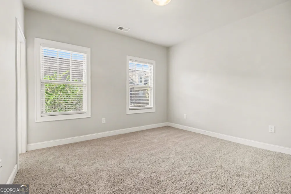 4007 Vickery GLN Roswell, GA 30075