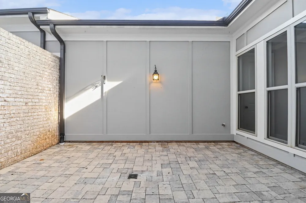 4007 Vickery GLN Roswell, GA 30075