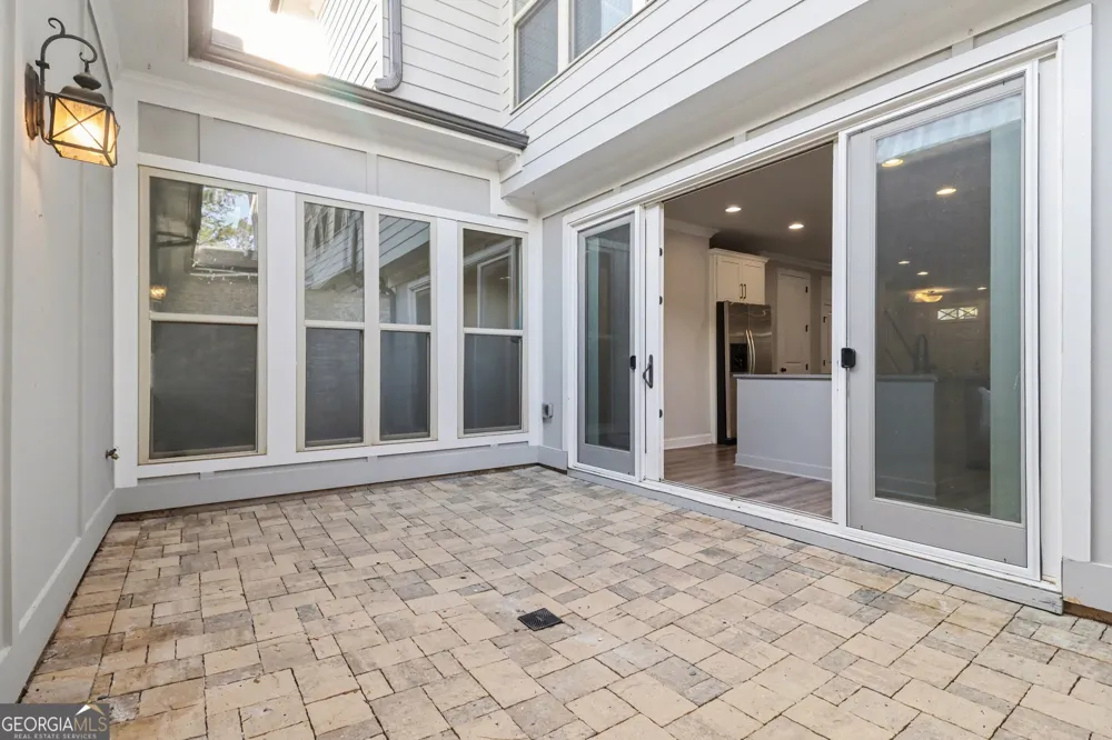 4007 Vickery GLN Roswell, GA 30075
