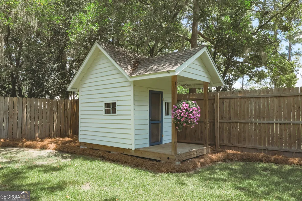 106 Pinehurst DR Blackshear, GA 31516