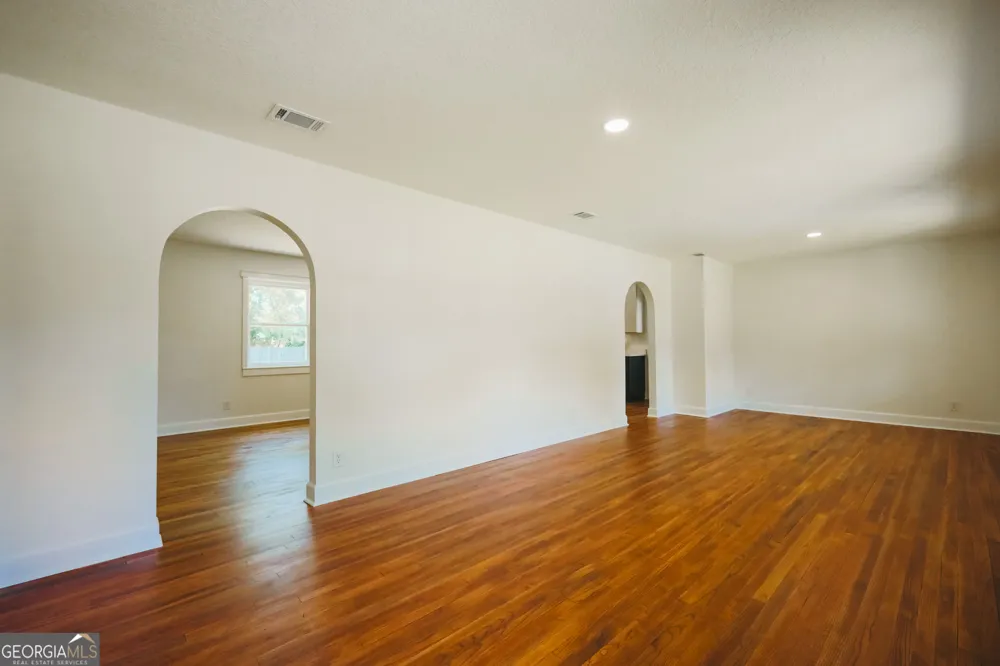 106 Pinehurst DR Blackshear, GA 31516