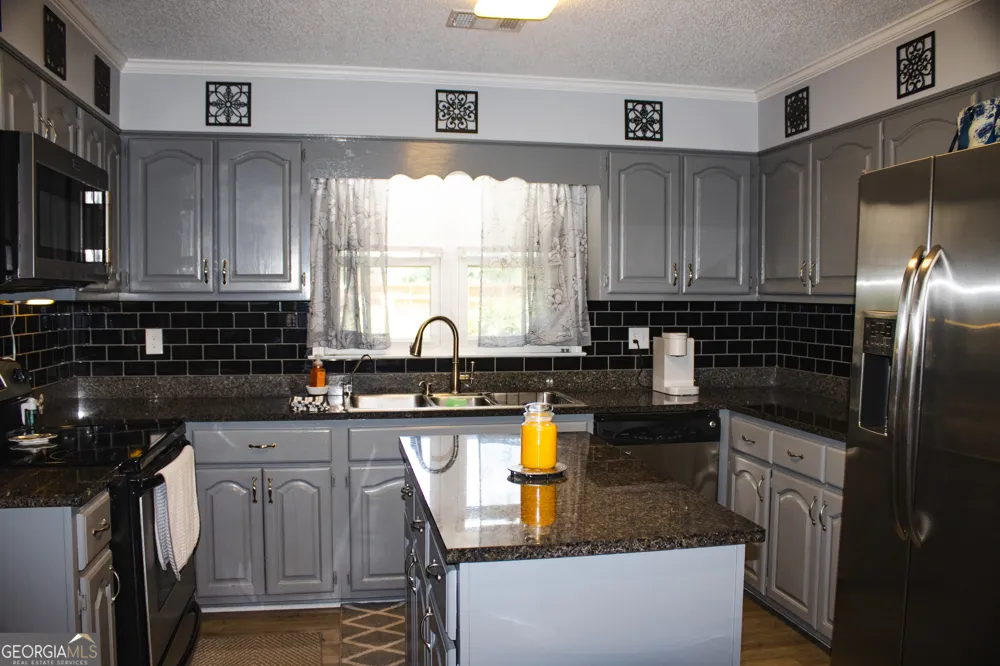 807 Tanglewood DR Dublin, GA 31021