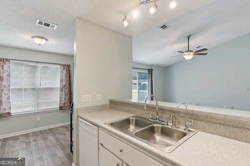 201 Foxwood DR Kingsland, GA 31548