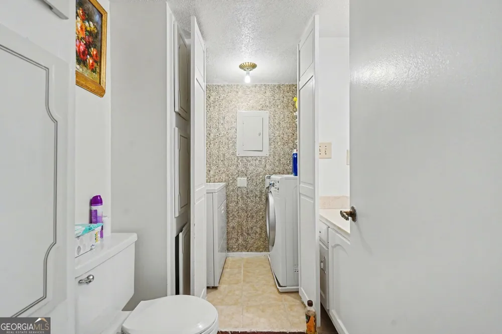 697 Garden Walk DR Stone Mountain, GA 30083