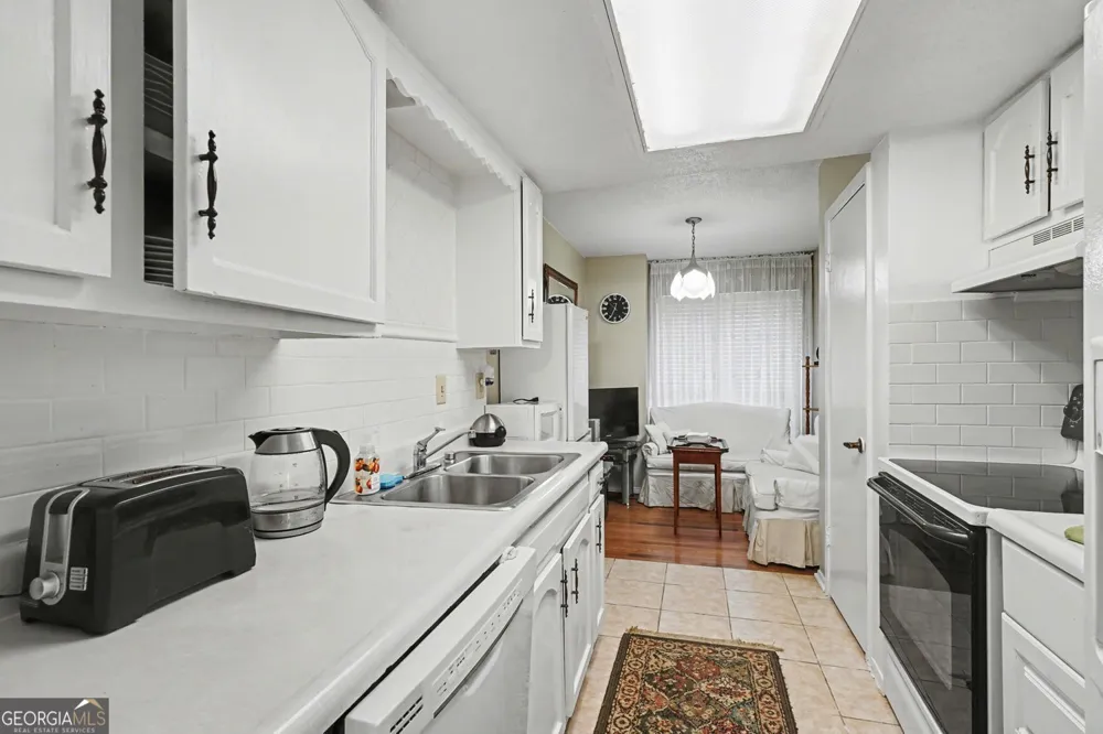 697 Garden Walk DR Stone Mountain, GA 30083
