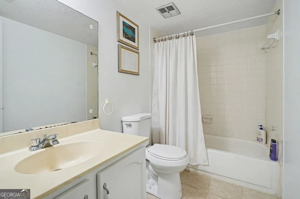 697 Garden Walk DR Stone Mountain, GA 30083