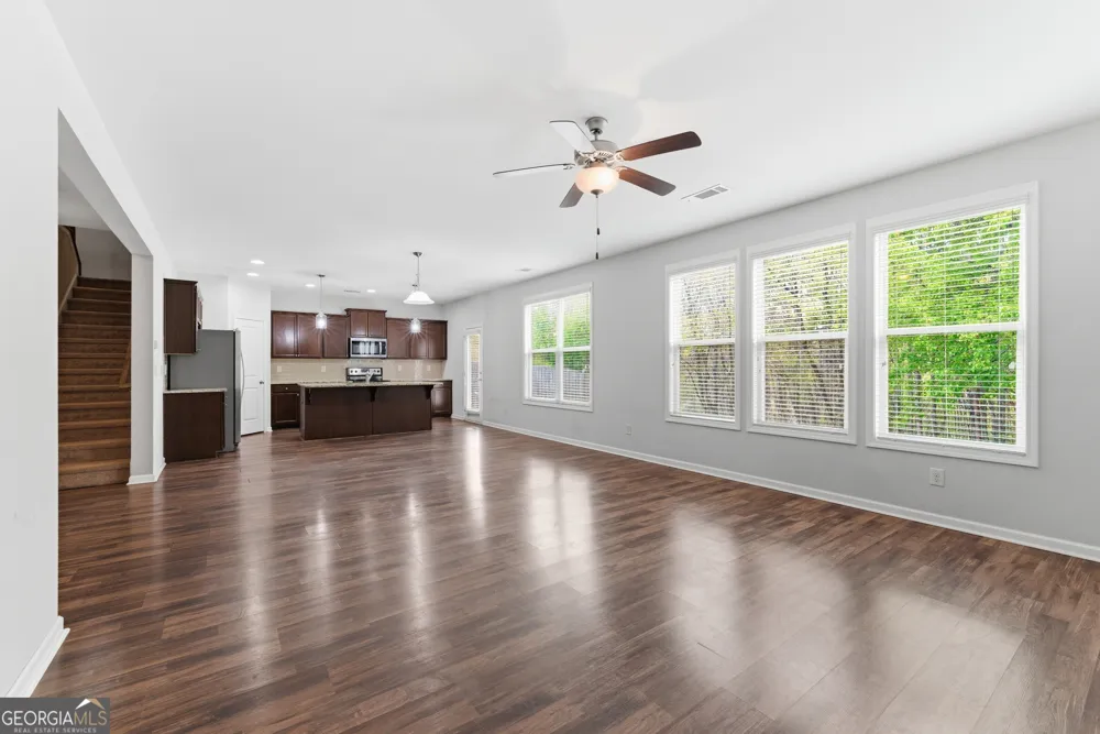 5942 Watersdown WAY Flowery Branch, GA 30542
