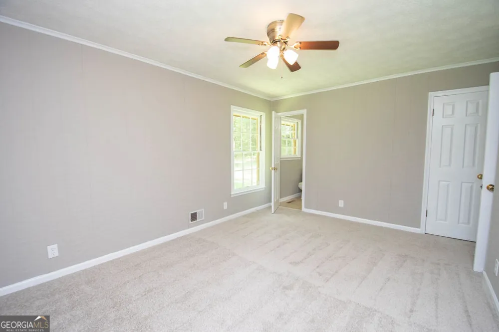 14 Bittersweet LN Newnan, GA 30263