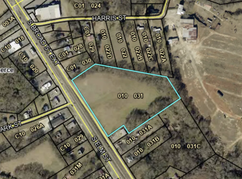 0 S Broad ST Commerce, GA 30529