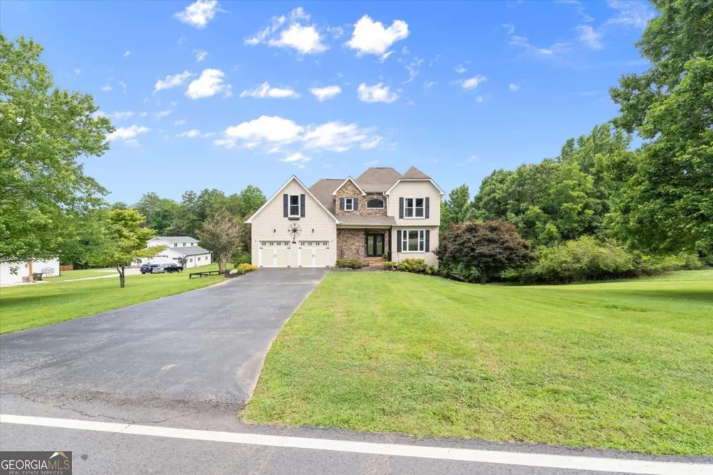 15 Hyalite RD E Dahlonega, GA 30533