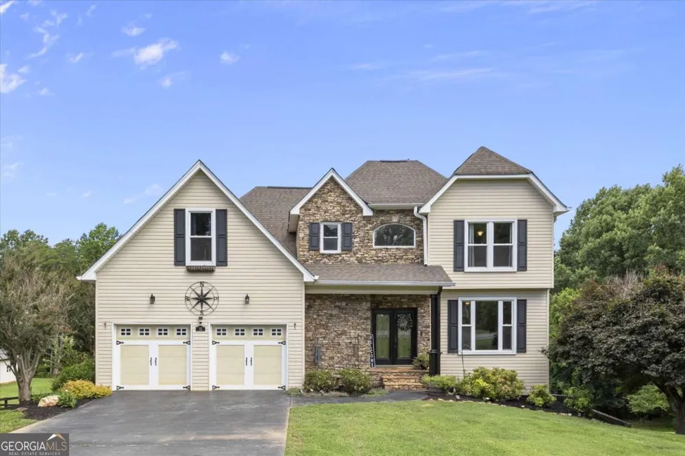 15 Hyalite RD E Dahlonega, GA 30533