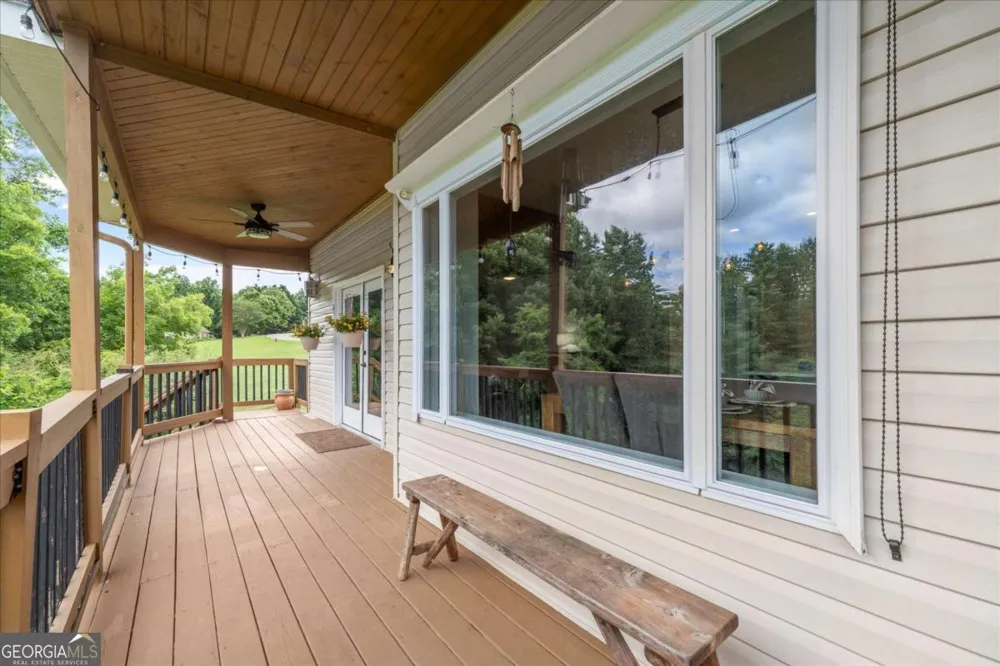 15 Hyalite RD E Dahlonega, GA 30533