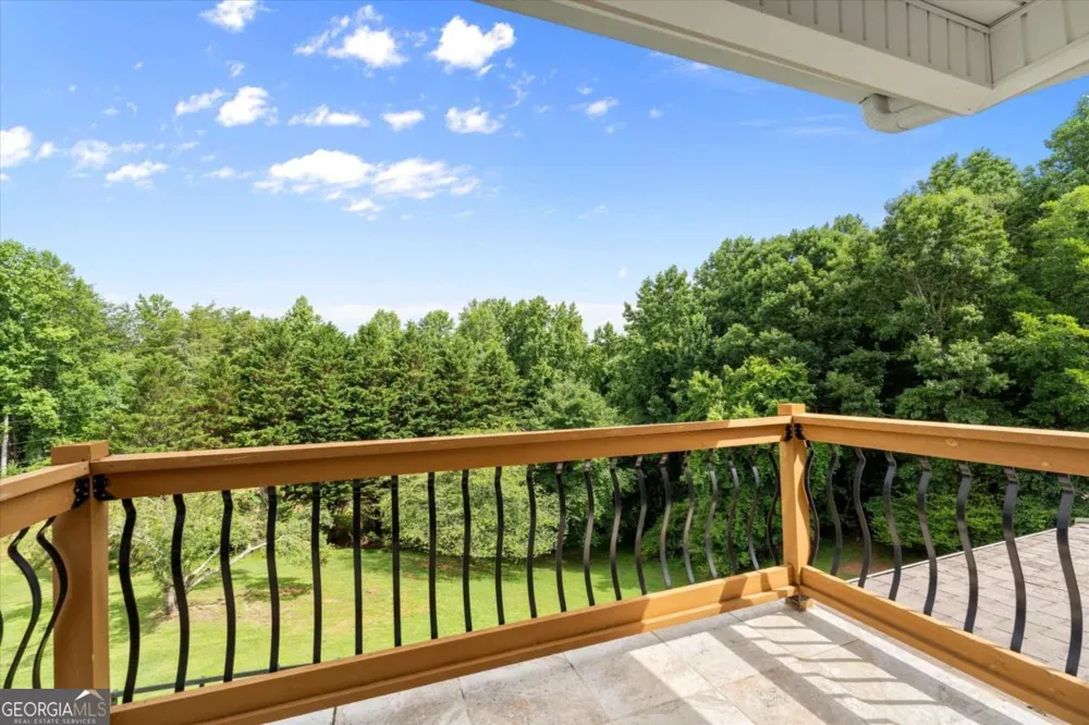 15 Hyalite RD E Dahlonega, GA 30533
