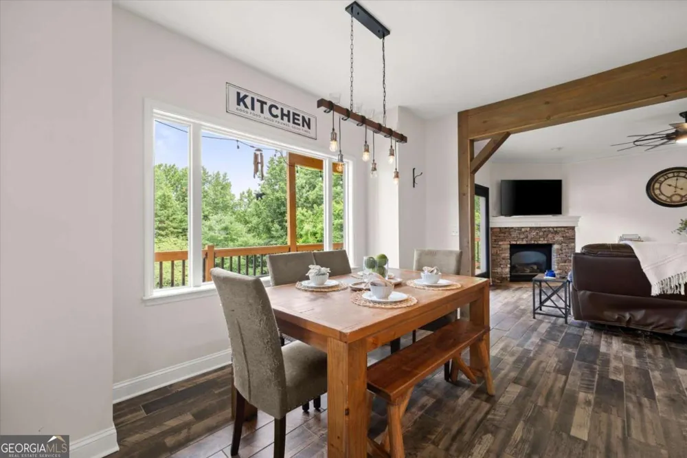 15 Hyalite RD E Dahlonega, GA 30533