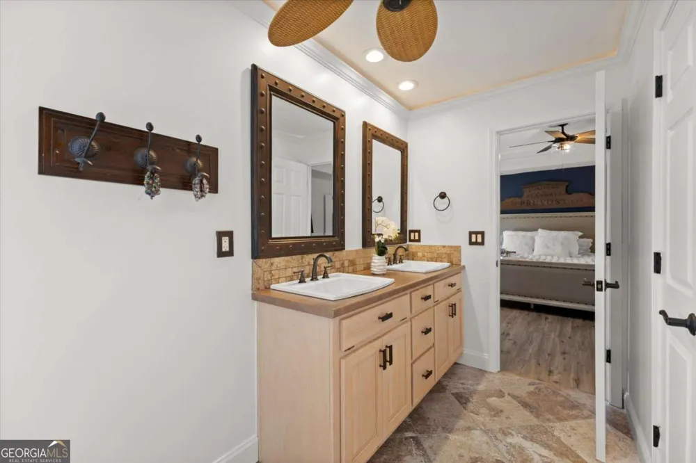 15 Hyalite RD E Dahlonega, GA 30533