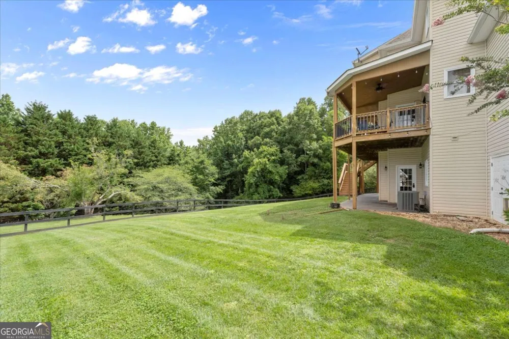 15 Hyalite RD E Dahlonega, GA 30533