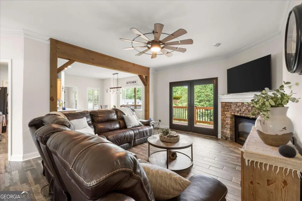 15 Hyalite RD E Dahlonega, GA 30533